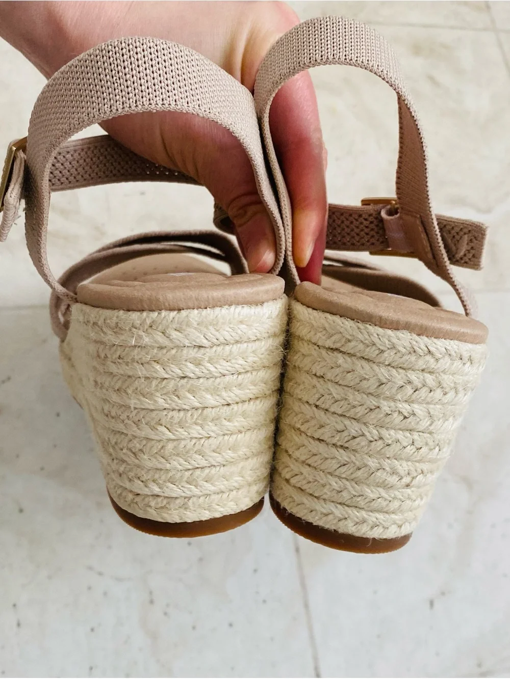 $119 NWOT Vivaia Sally Pro Almond Beige Color Round Toe Wedge Sandals Sz 6.5/37